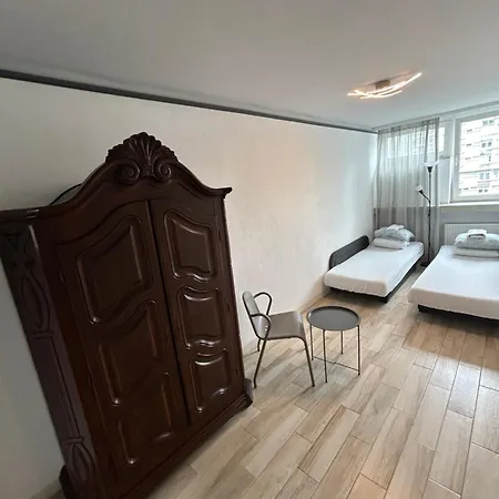 Flat To Rent Lägenhet Warszawa