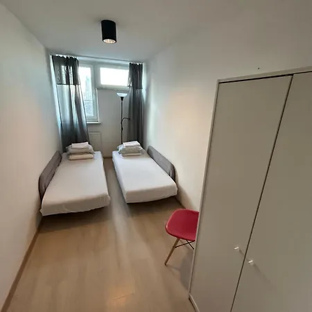 Flat To Rent *