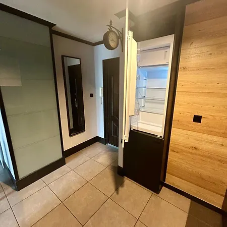 Flat To Rent דירה