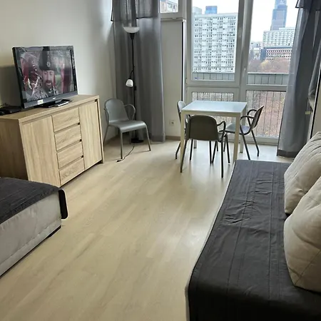 Lägenhet Flat To Rent Warszawa